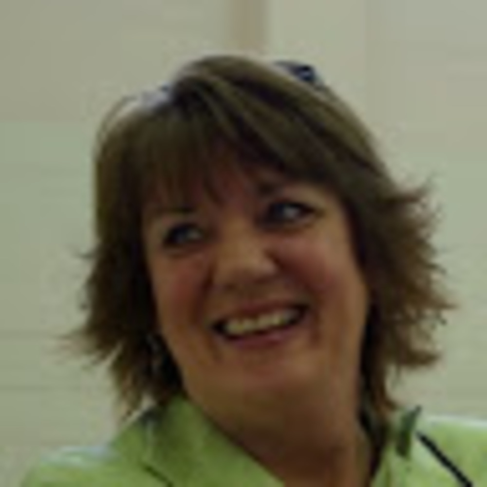 Meet your Posher, Evelyn